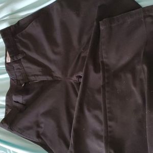 Volcom modern fit chino. 32.